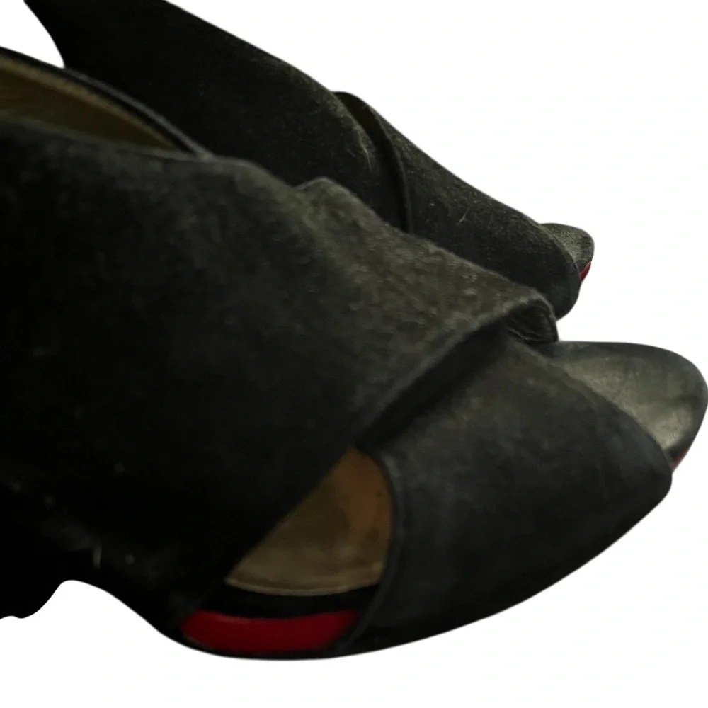 Diane Von Furstenberg black new suede